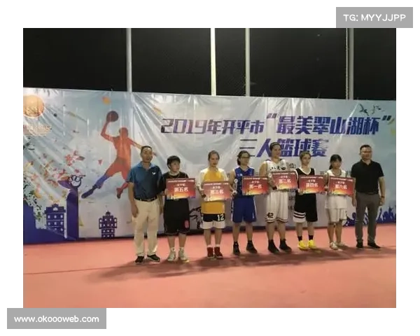 跨越国界的热情呐喊 群众体育彰显球迷专程观赛支持球员风采