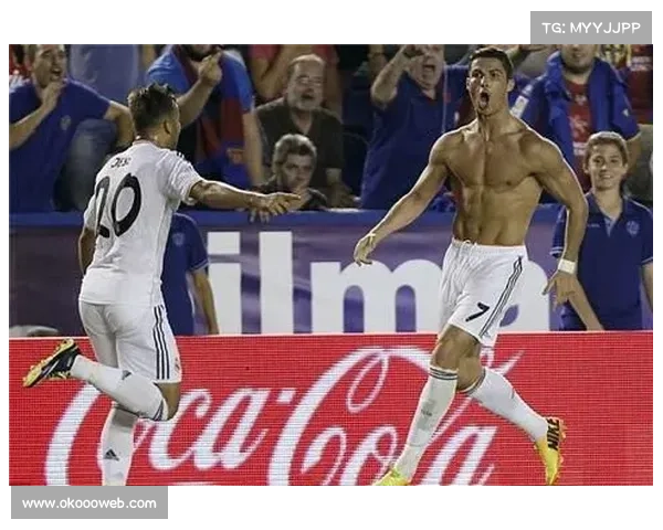 马格尼断头台险被误判，逆转胜马修斯创历史胜场第二